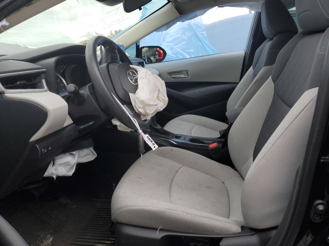 2021 TOYOTA COROLLA LE - Фото 7