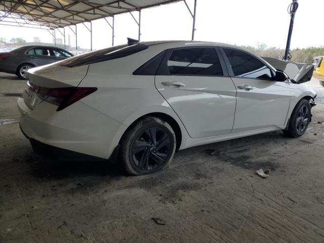 2023 Hyundai Elantra Sel - Image 3