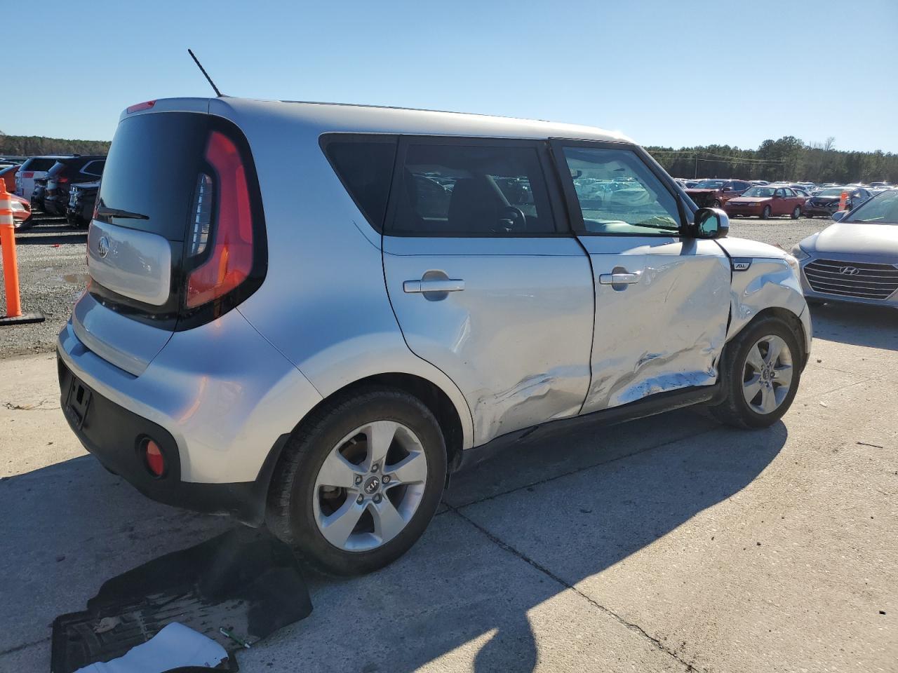 2017 KIA SOUL - Фото 3