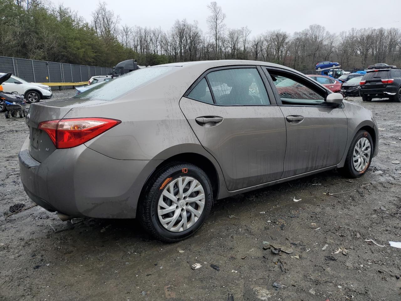 2018 TOYOTA COROLLA L - Image 3