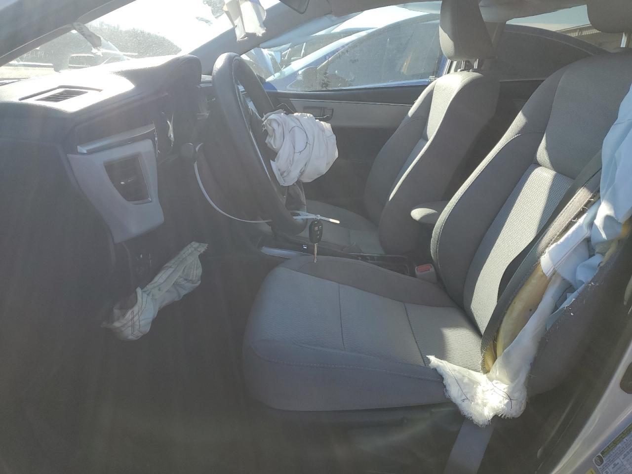 2015 TOYOTA COROLLA L - Фото 7