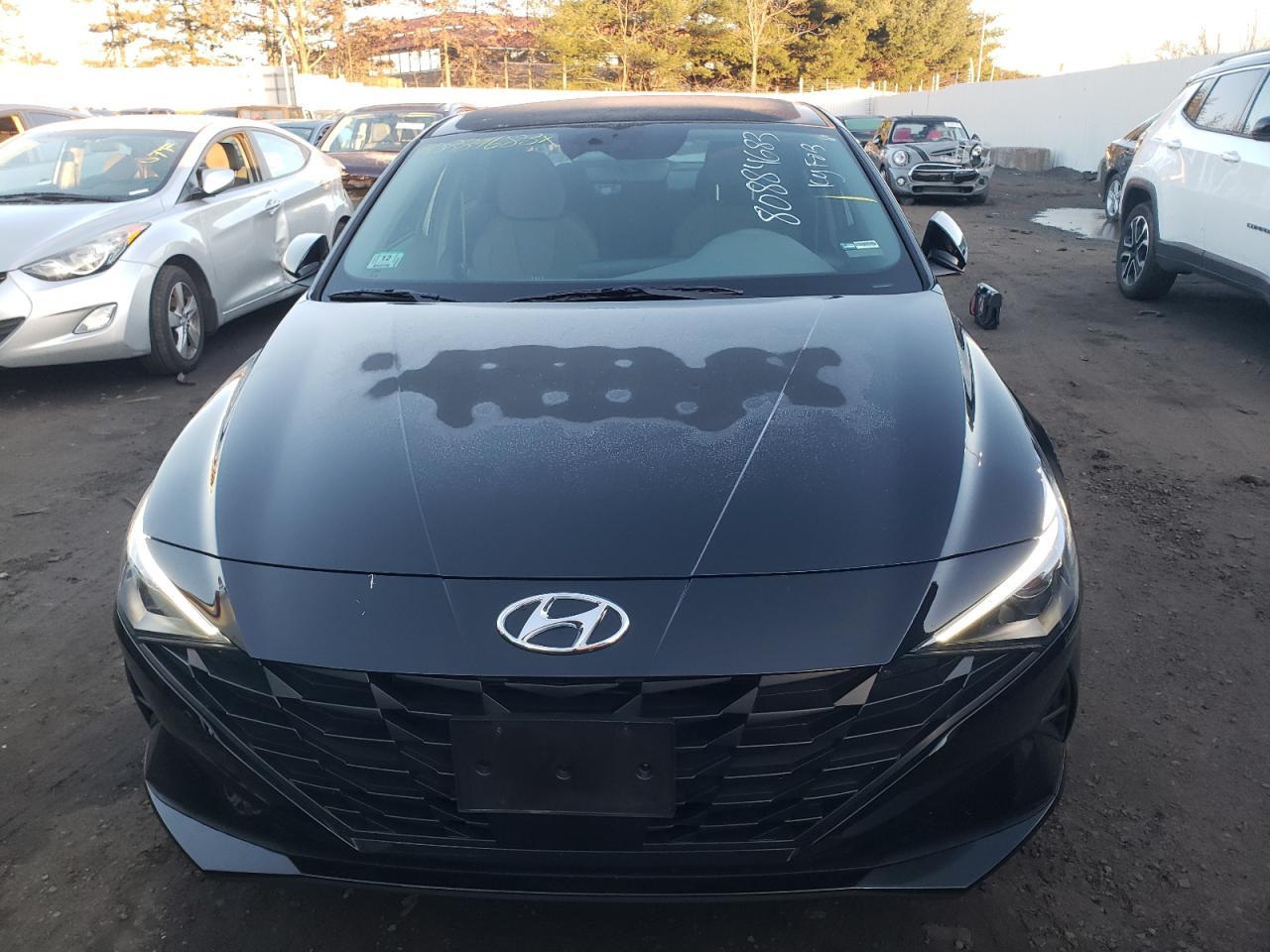2023 HYUNDAI ELANTRA SE - Фото 5