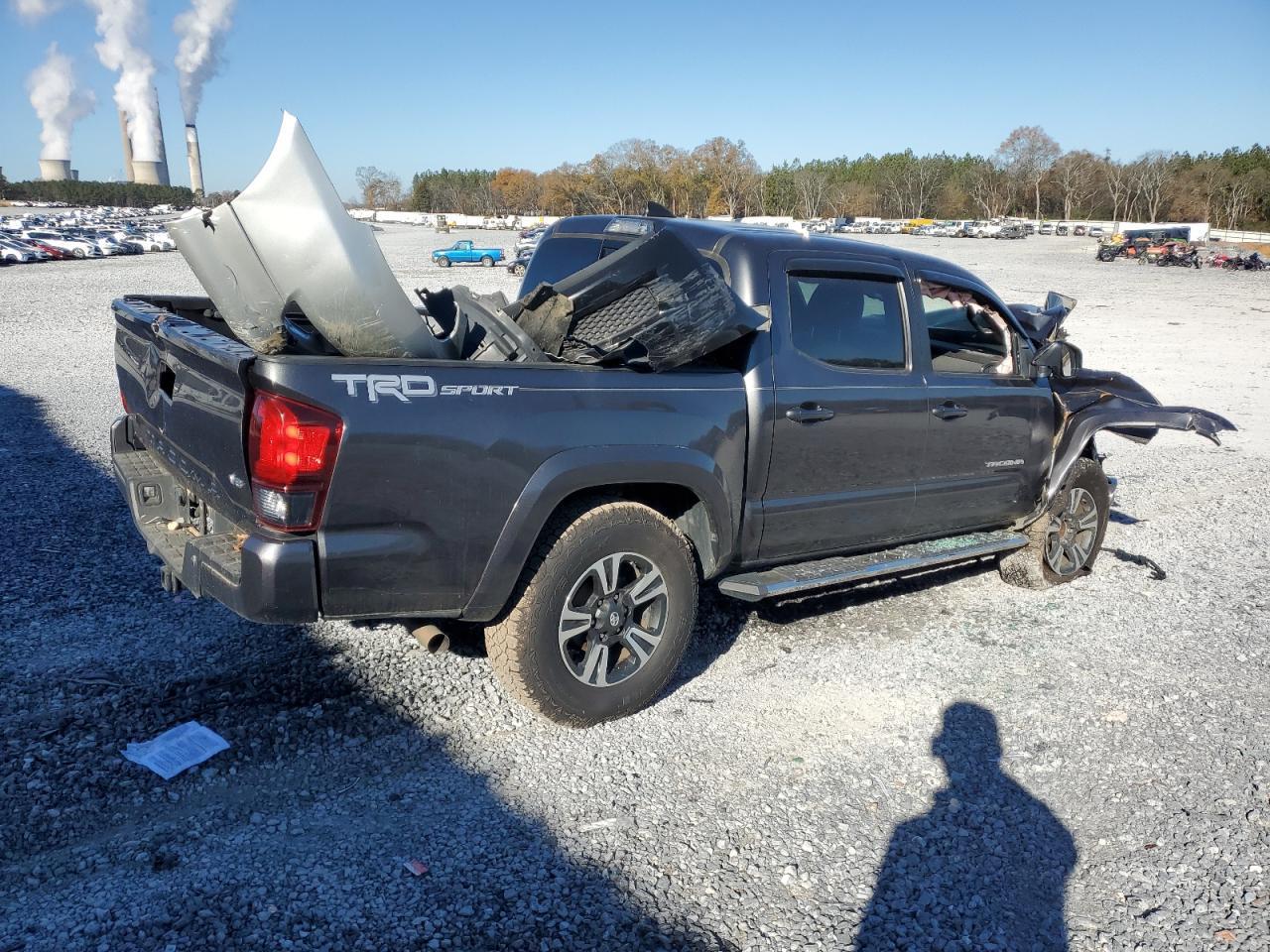 2019 TOYOTA TACOMA DOU - Фото 3