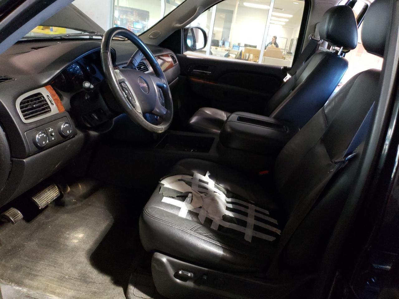 2012 GMC YUKON XL K - Фото 7
