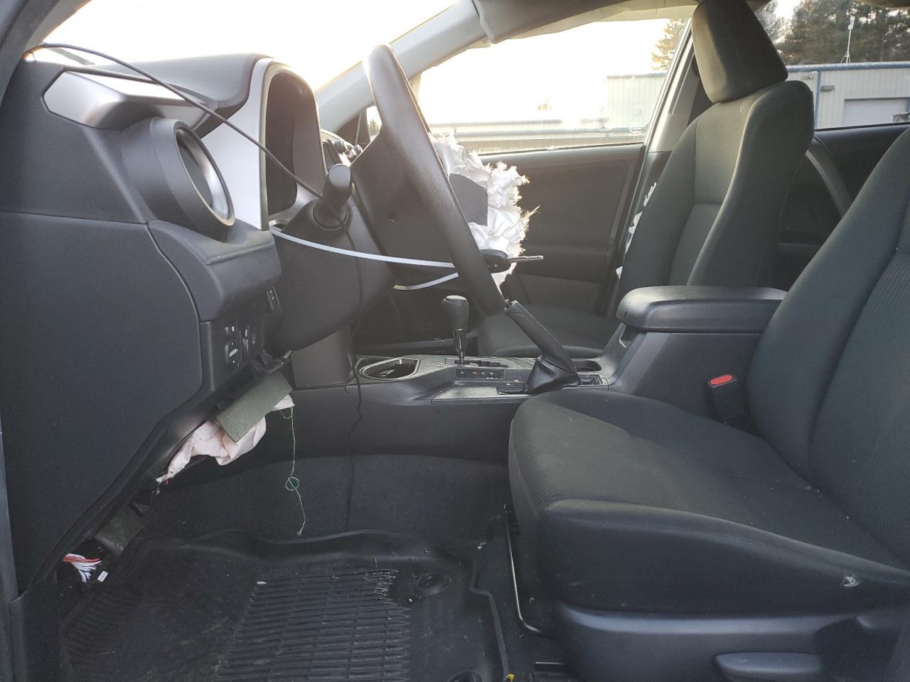 2018 TOYOTA RAV4 LE - Image 7