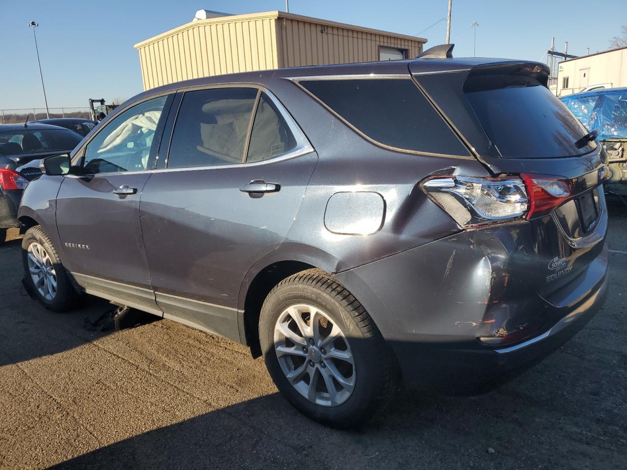 2019 CHEVROLET EQUINOX LT - Image 2