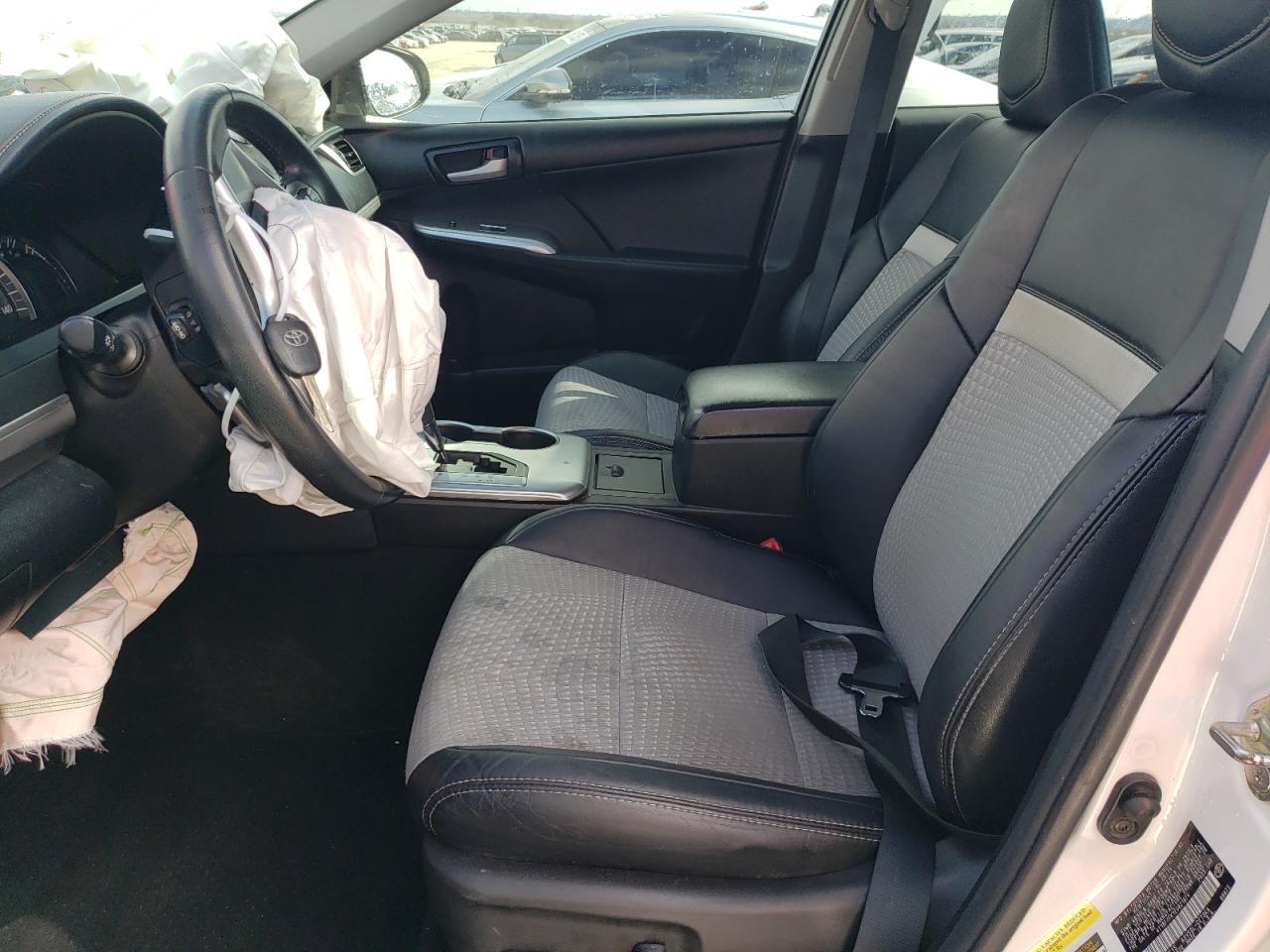 2014 TOYOTA CAMRY L - Image 7