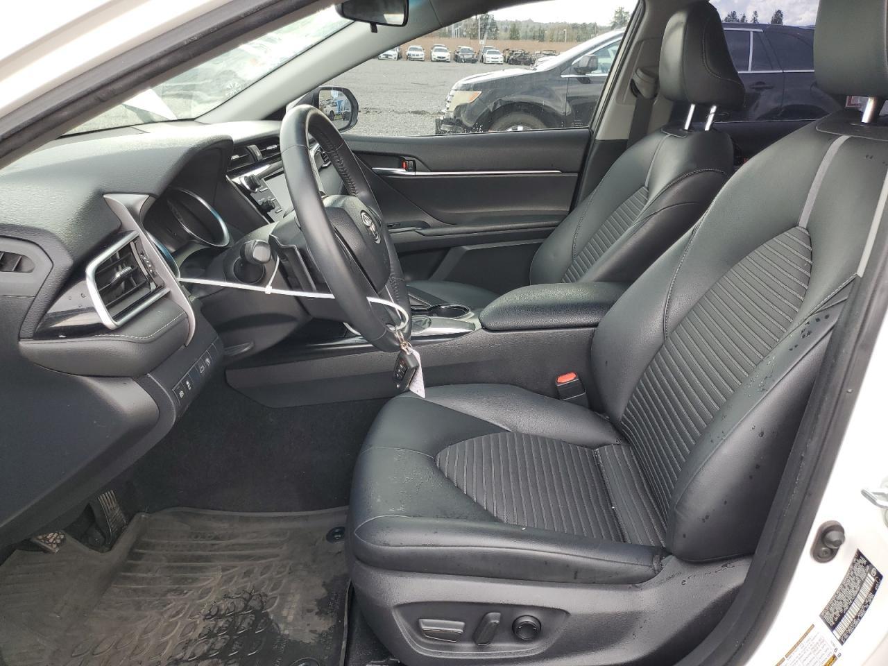 2018 TOYOTA CAMRY L - Фото 7