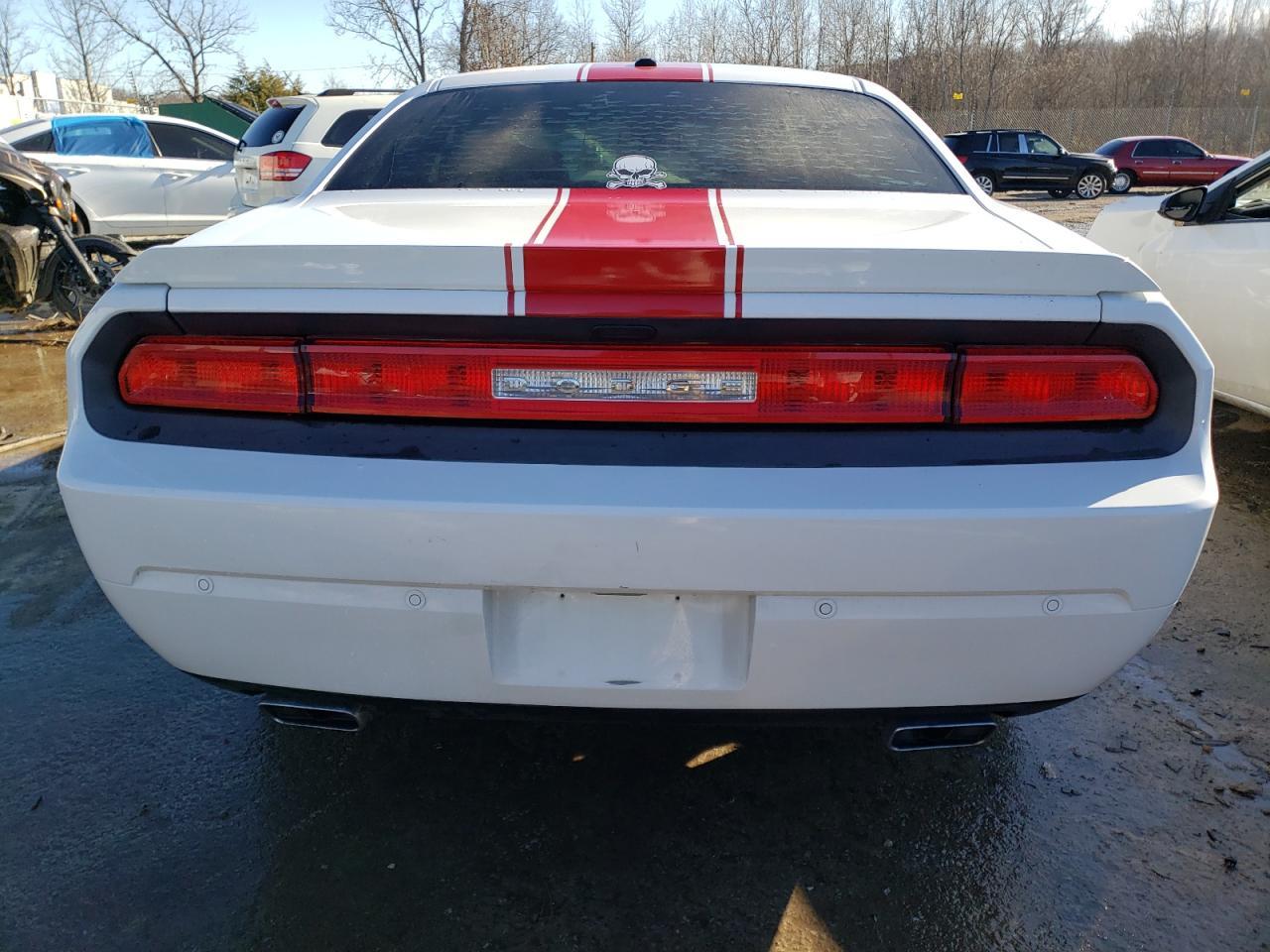 2013 DODGE CHALLENGER - Image 6