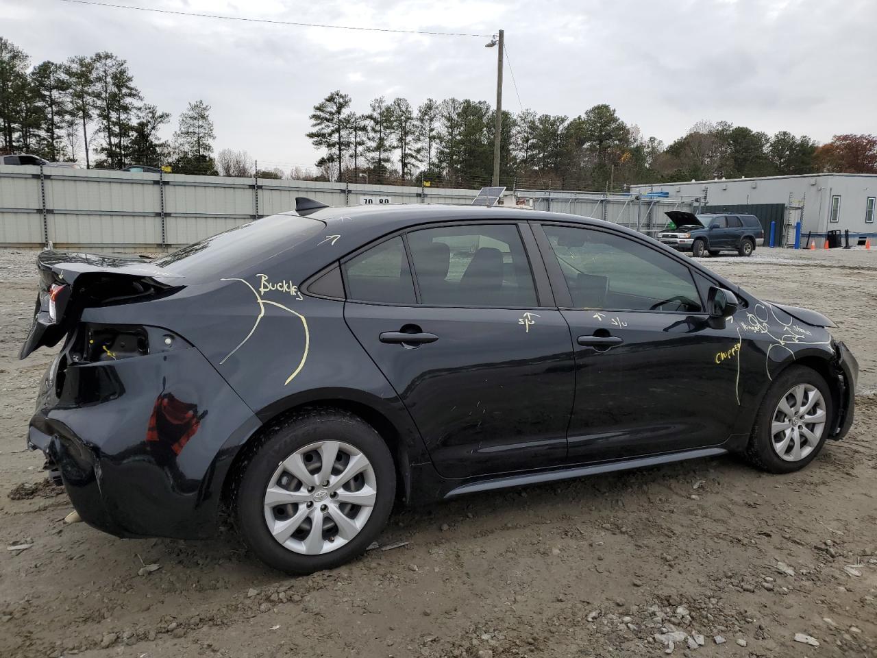 2021 TOYOTA COROLLA LE - Фото 3