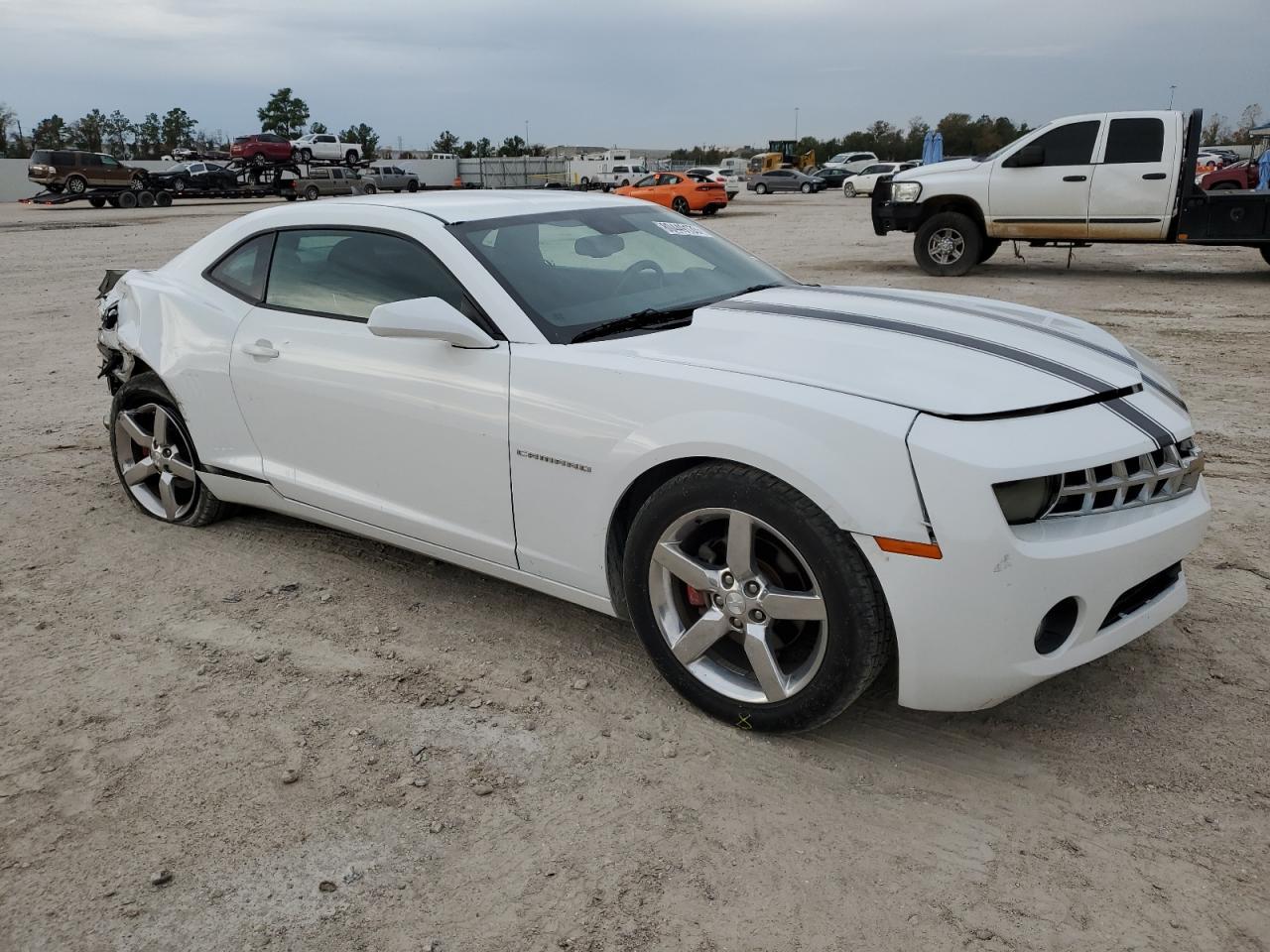 2011 CHEVROLET CAMARO LT - Фото 4