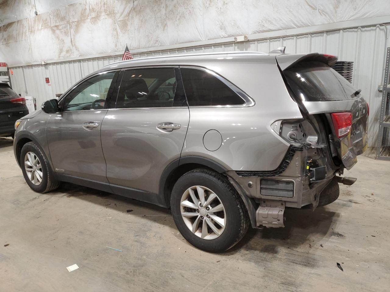 2017 KIA SORENTO LX - Фото 2