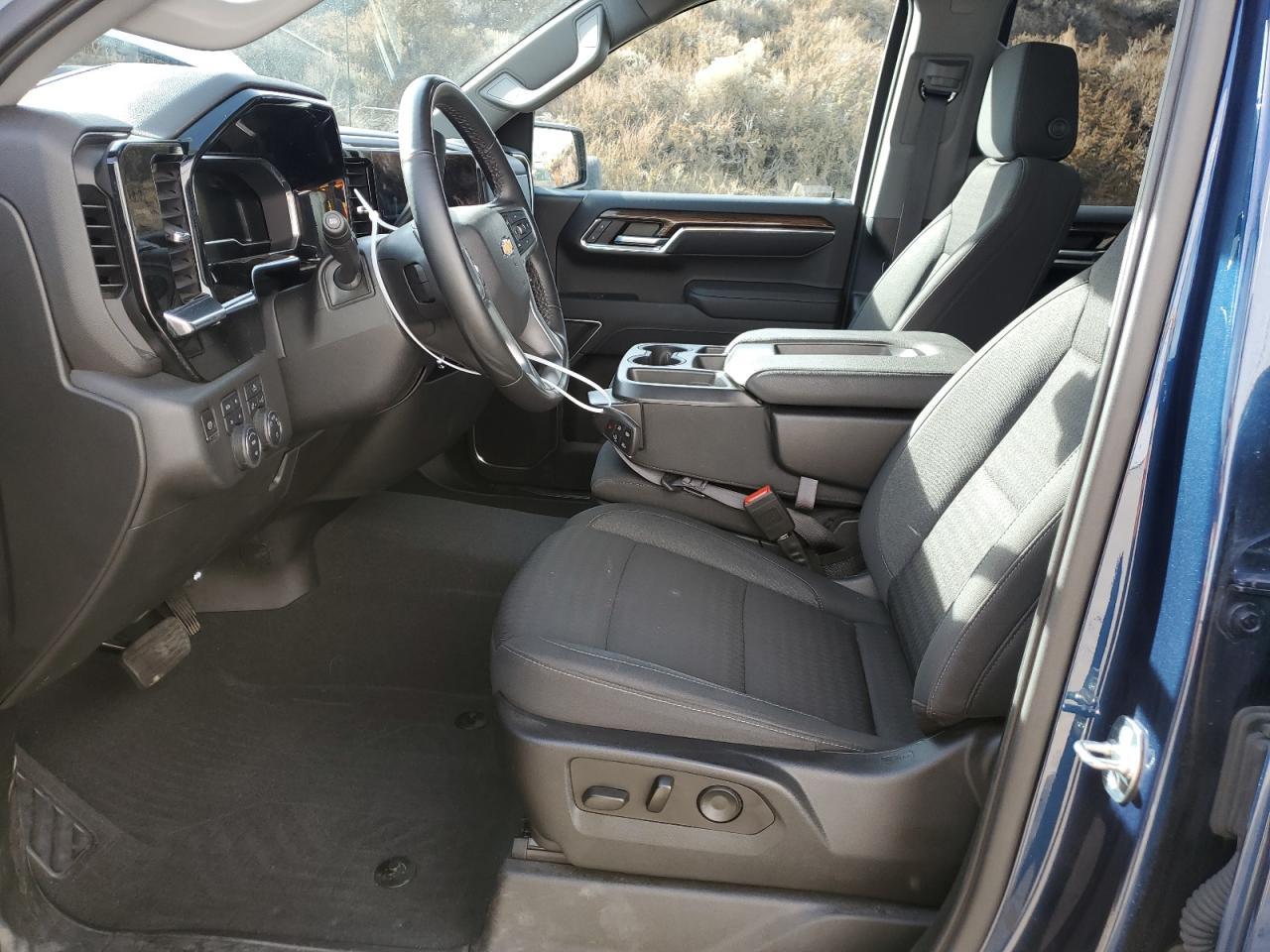 2023 CHEVROLET SILVERADO - Фото 7