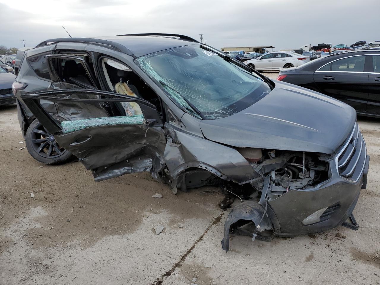 2017 FORD ESCAPE SE - Фото 4