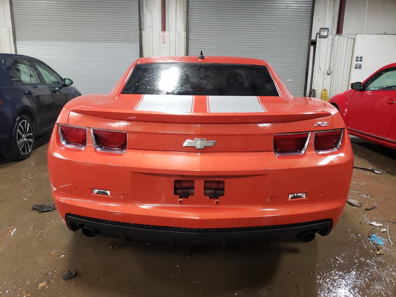 2011 CHEVROLET CAMARO LT - Image 6