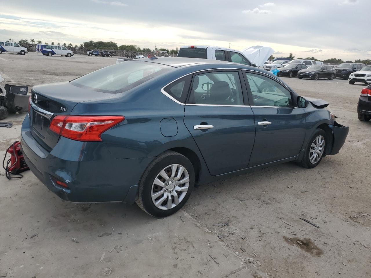 2016 NISSAN SENTRA S - Фото 3