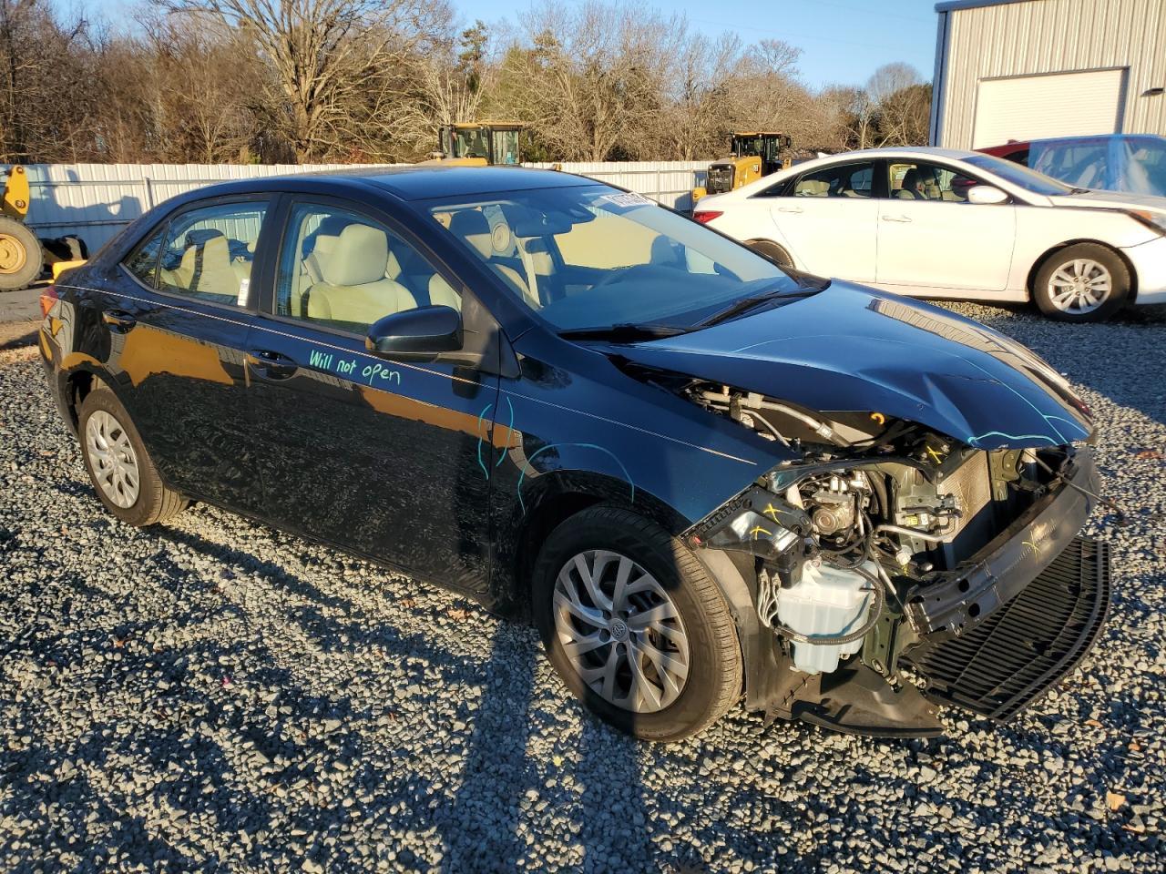 2019 TOYOTA COROLLA L - Image 4