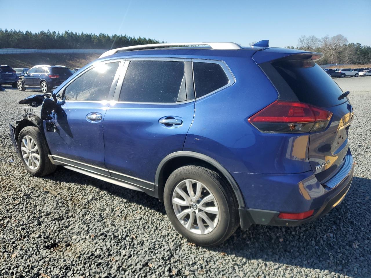2018 NISSAN ROGUE S - Фото 2