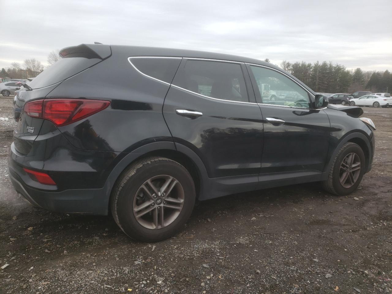 2017 HYUNDAI SANTA FE S - Image 3