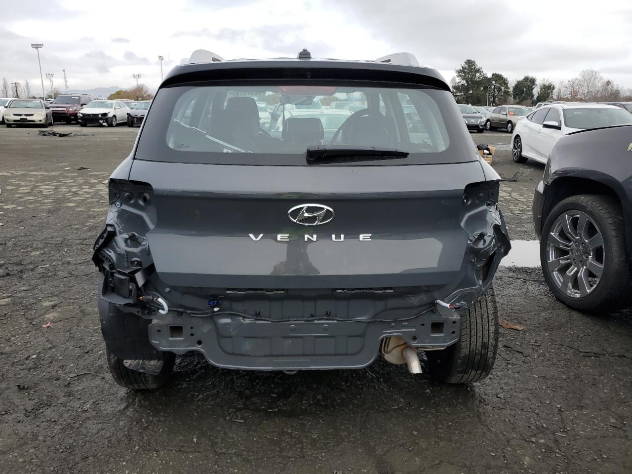 2023 HYUNDAI VENUE SEL - Фото 6