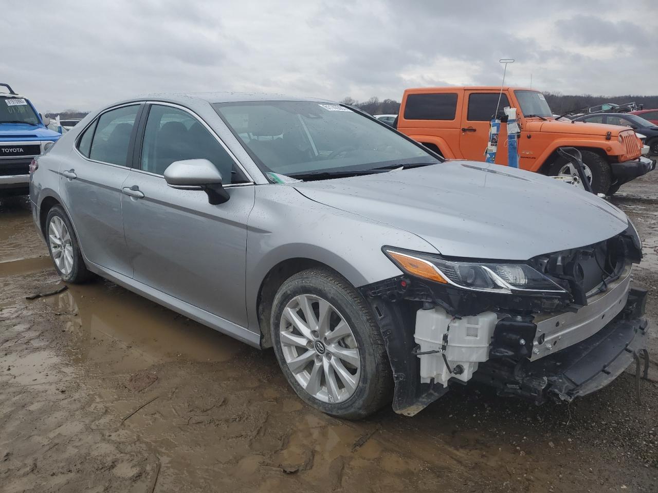 2020 TOYOTA CAMRY LE - Image 4