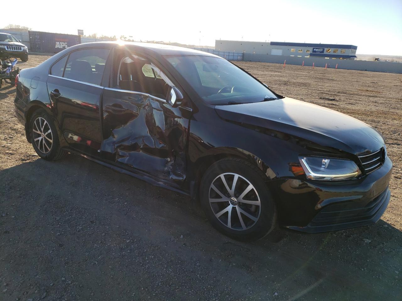 2017 VOLKSWAGEN JETTA SE - Image 4
