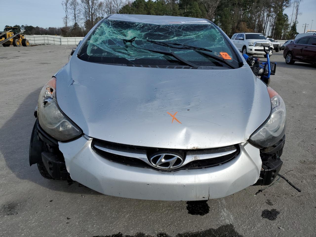 2013 HYUNDAI ELANTRA GL - Image 5