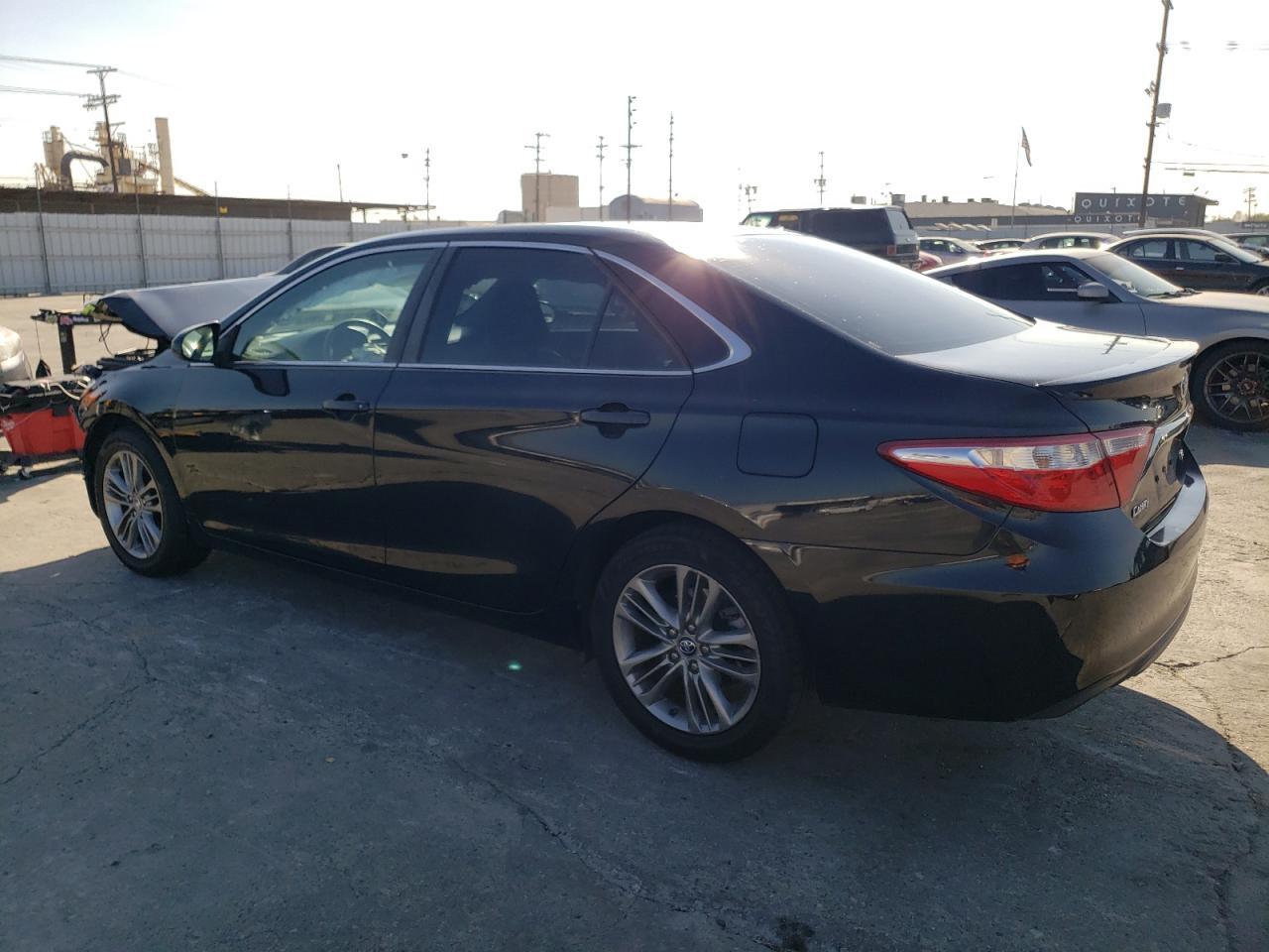 2017 TOYOTA CAMRY LE - Image 2