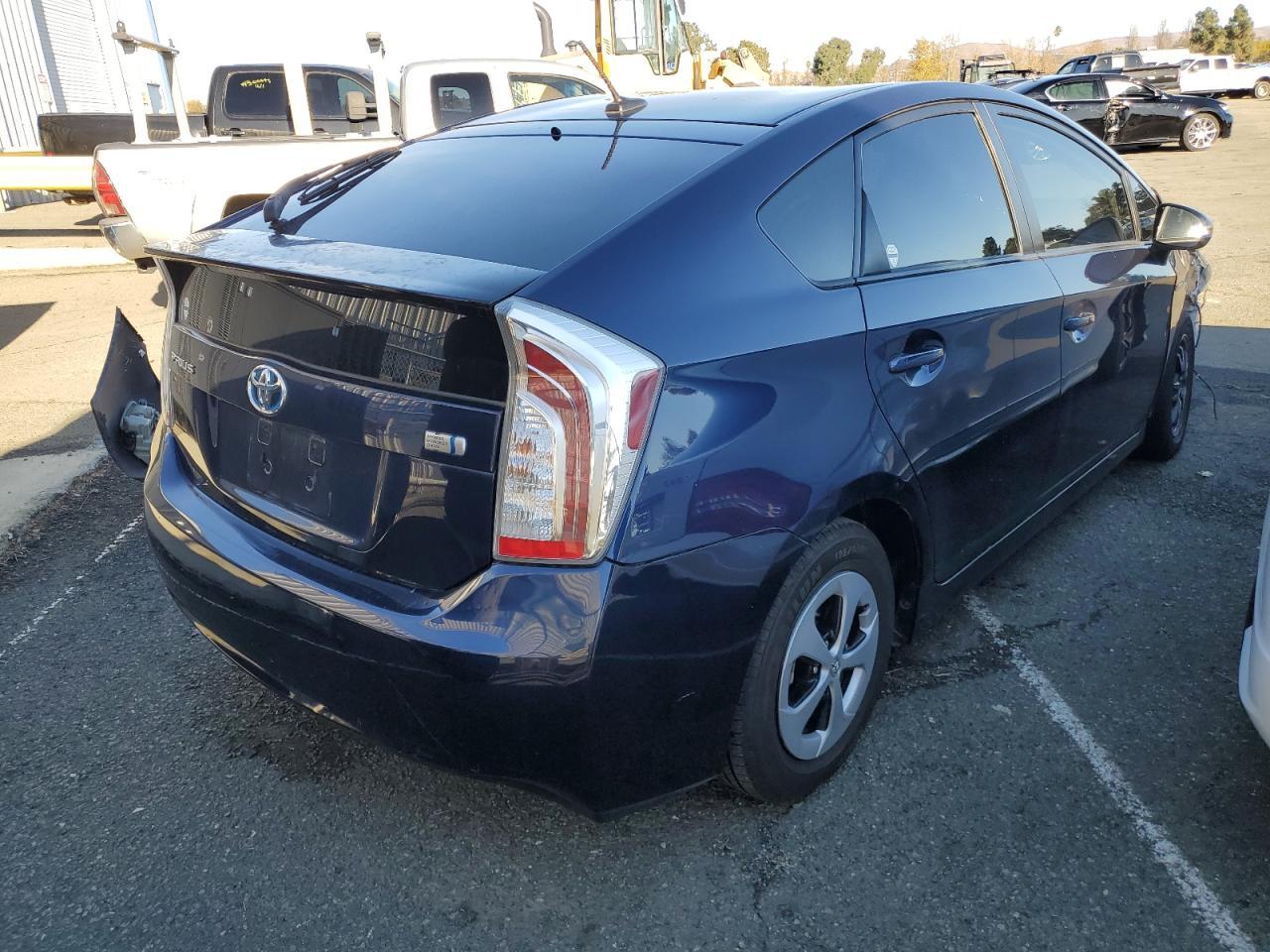 2013 TOYOTA PRIUS - Image 3