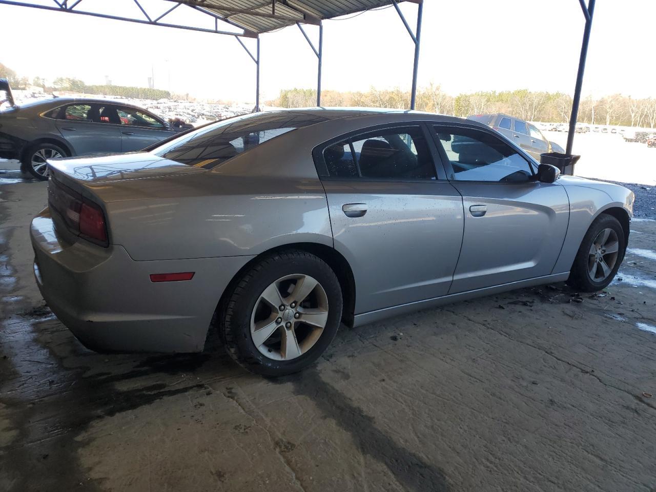2014 DODGE CHARGER SE - Фото 3