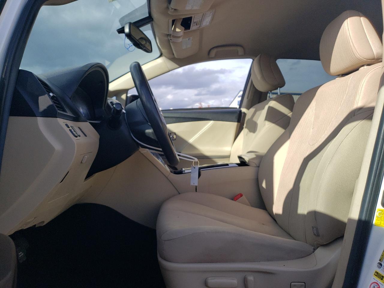2012 TOYOTA VENZA LE - Фото 7
