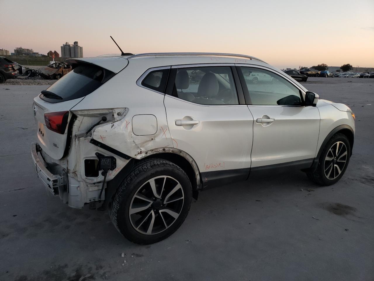 2018 NISSAN ROGUE SPOR - Фото 3