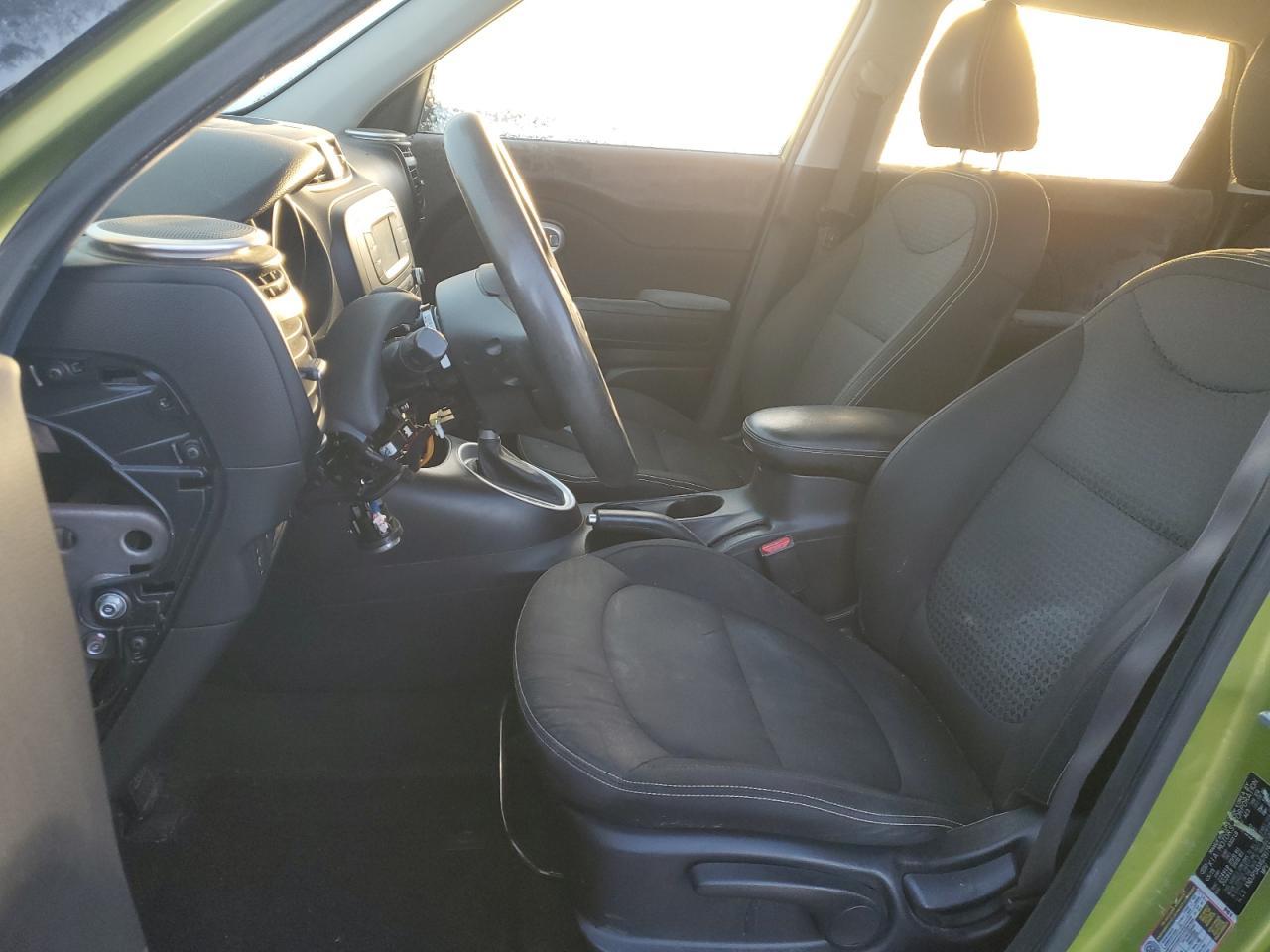 2016 KIA SOUL + - Image 7