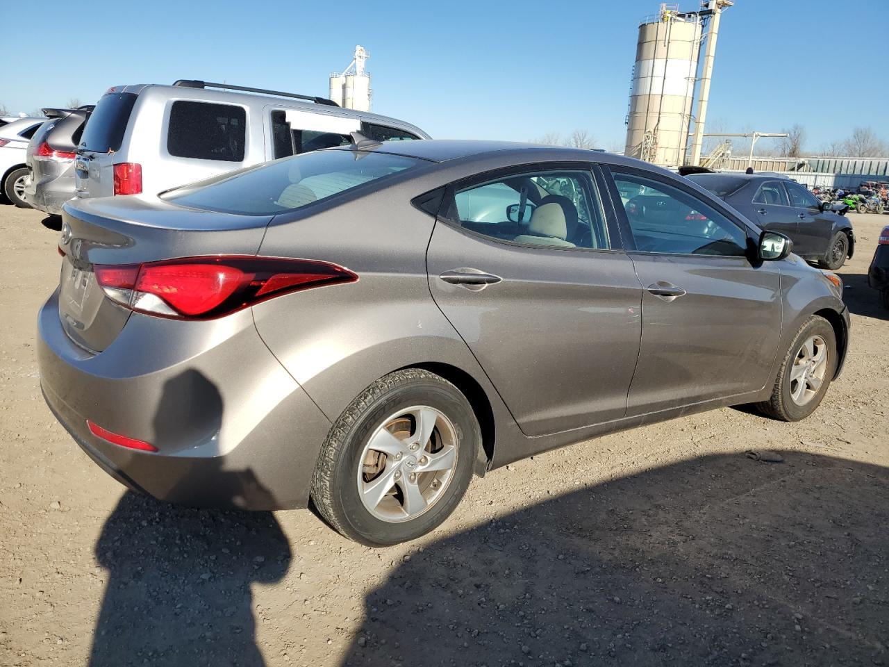 2014 HYUNDAI ELANTRA SE - Image 3