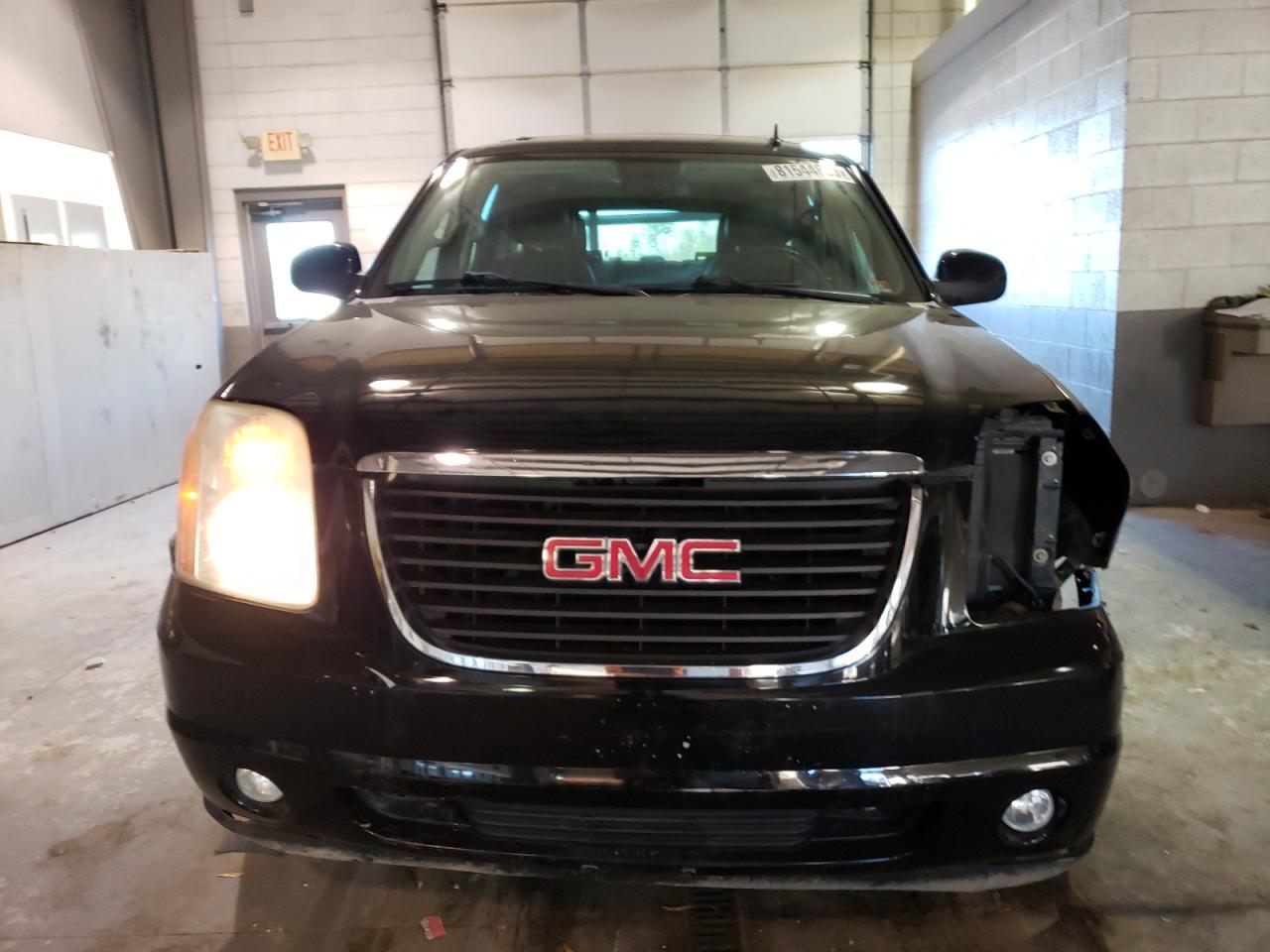 2012 GMC YUKON XL K - Фото 5
