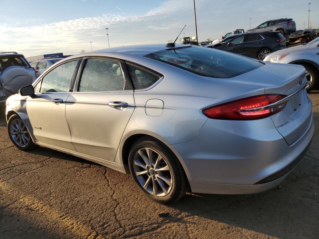 2017 FORD FUSION SE - Фото 2
