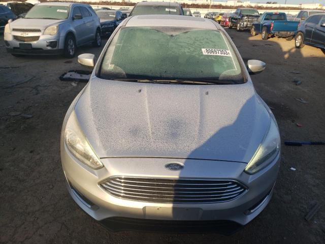 2017 Ford Focus Titanium - Image 5