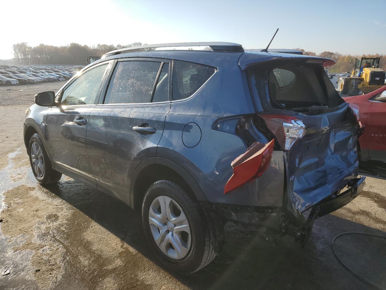 2014 TOYOTA RAV4 LE - Фото 2