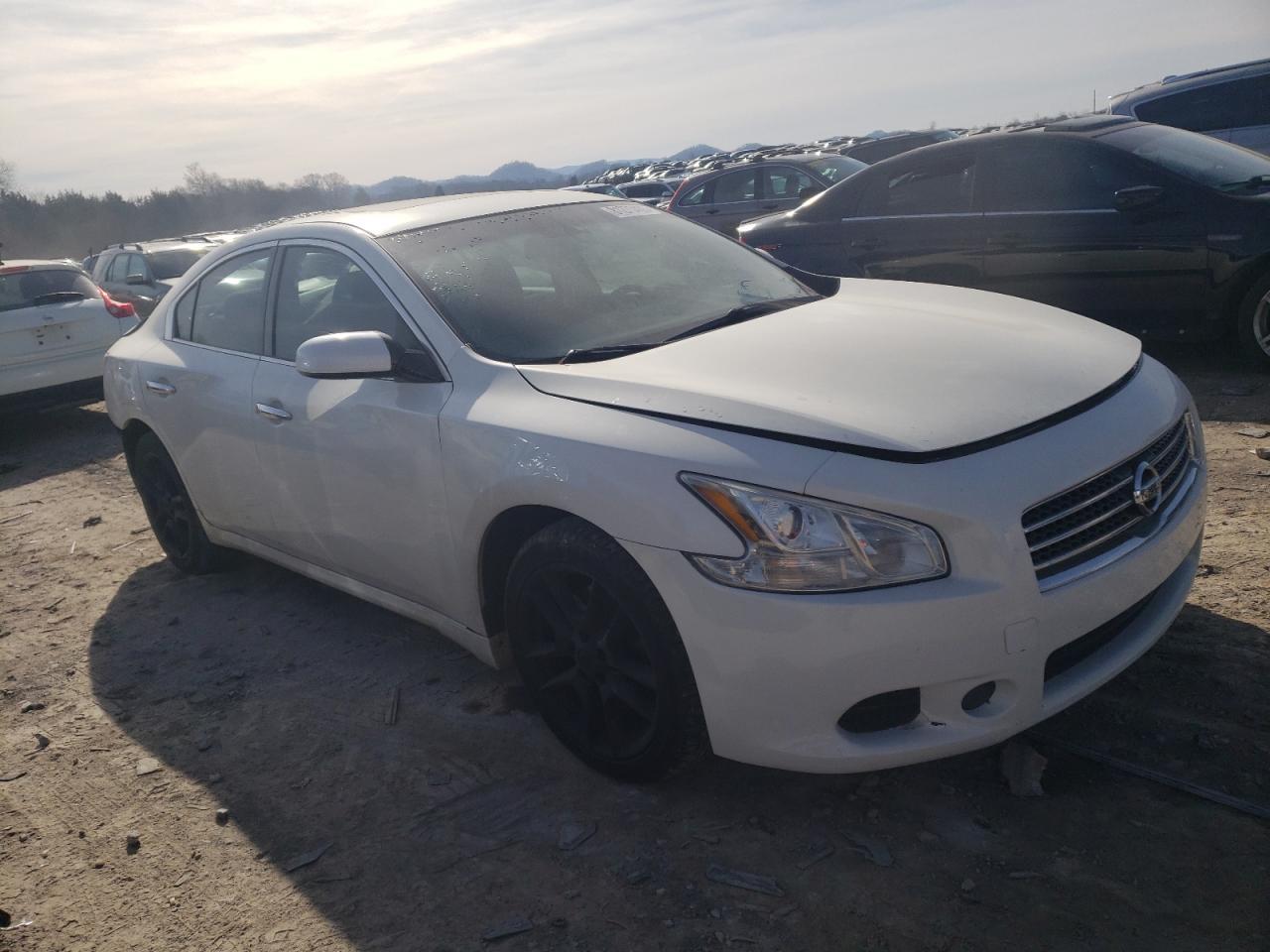 2011 NISSAN MAXIMA S - Image 4