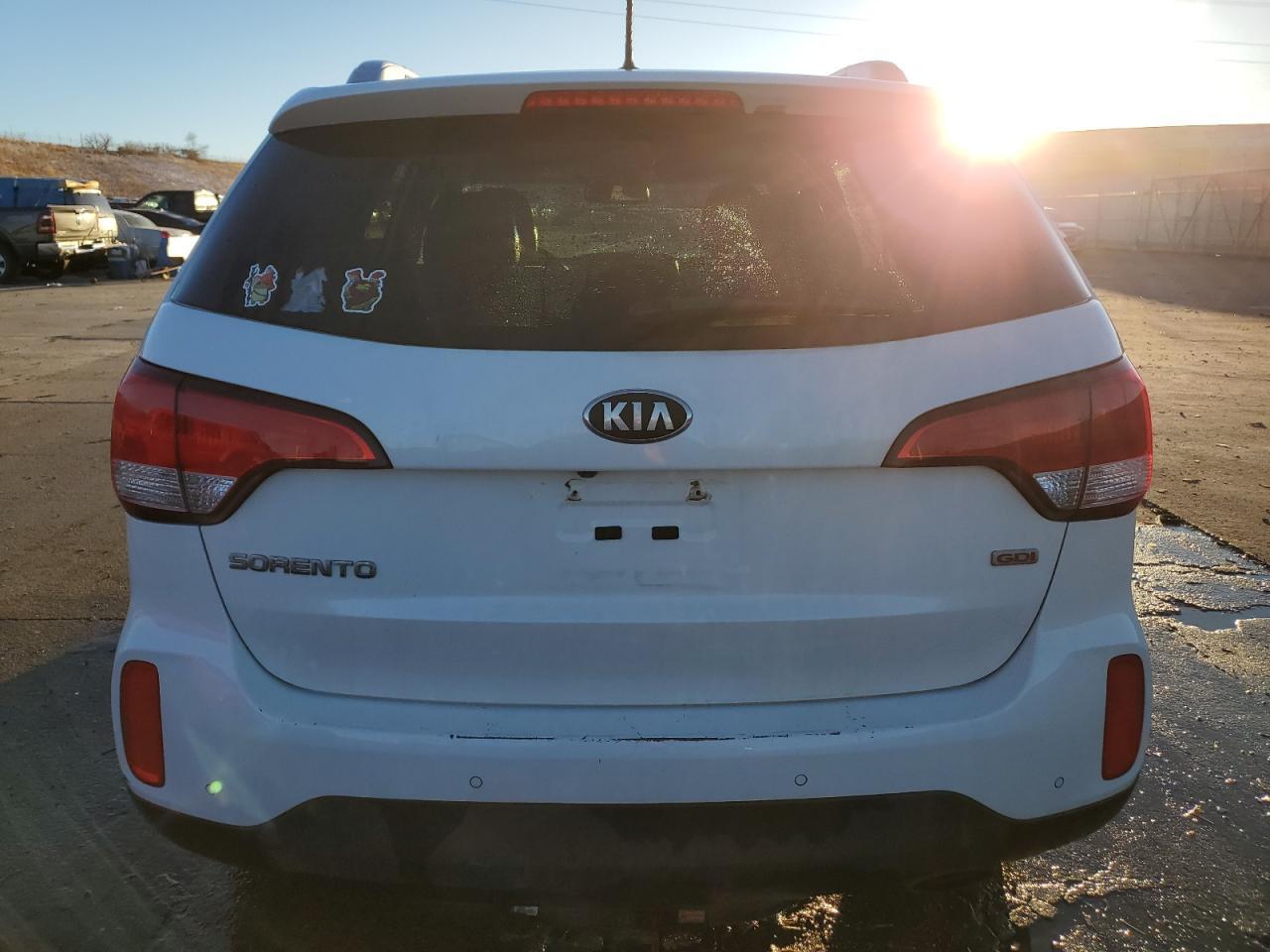 2014 KIA SORENTO LX - Фото 6