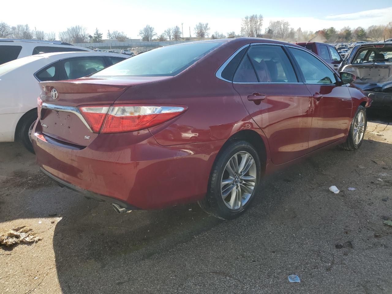 2017 TOYOTA CAMRY LE - Image 3