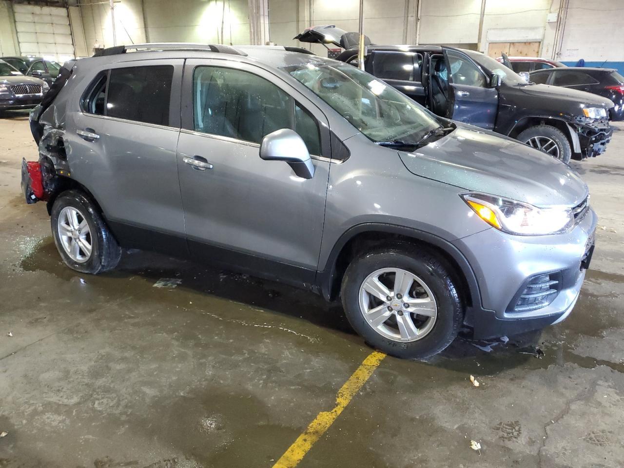 2019 CHEVROLET TRAX 1LT - Фото 4