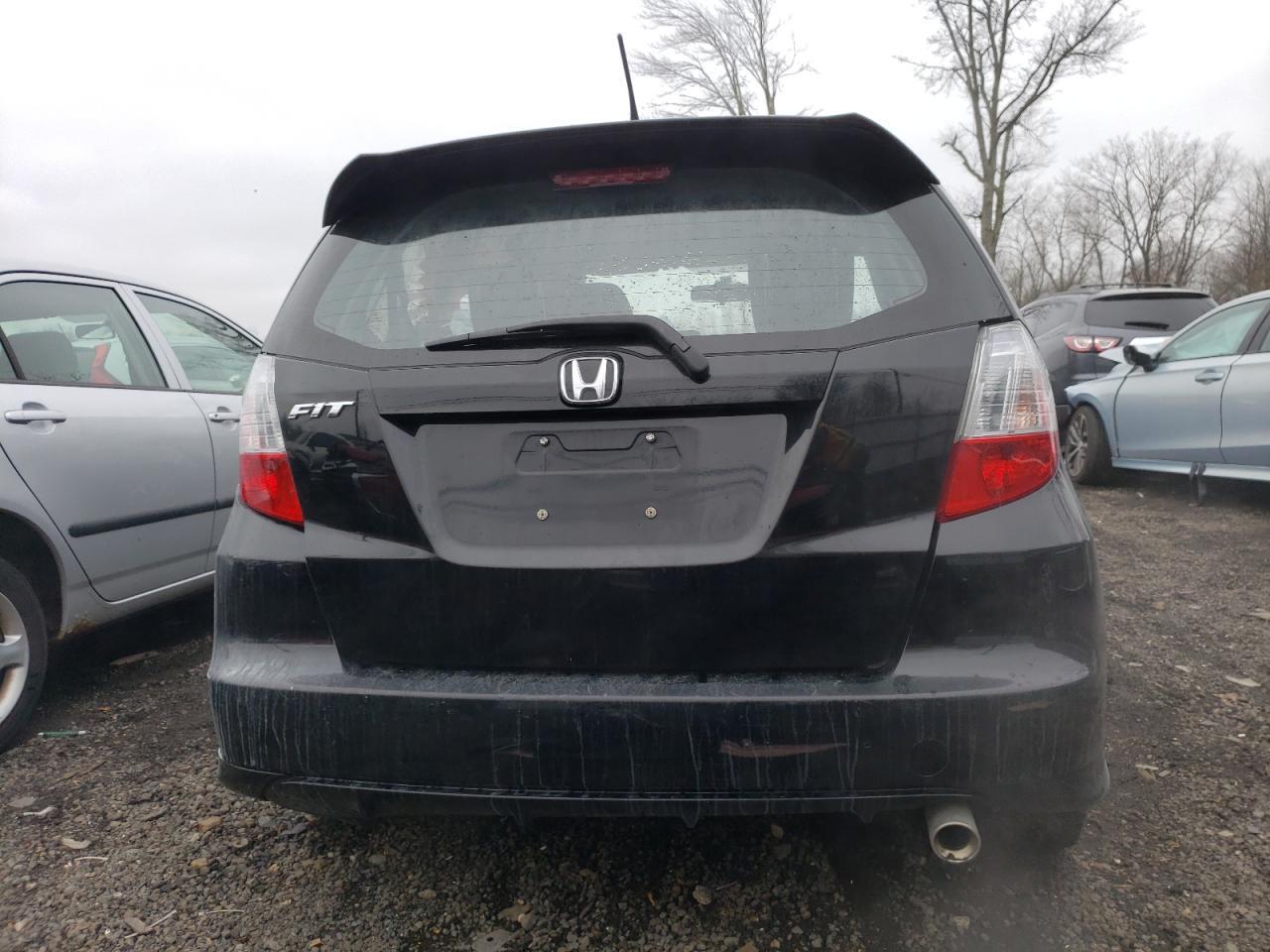 2013 HONDA FIT SPORT - Image 6