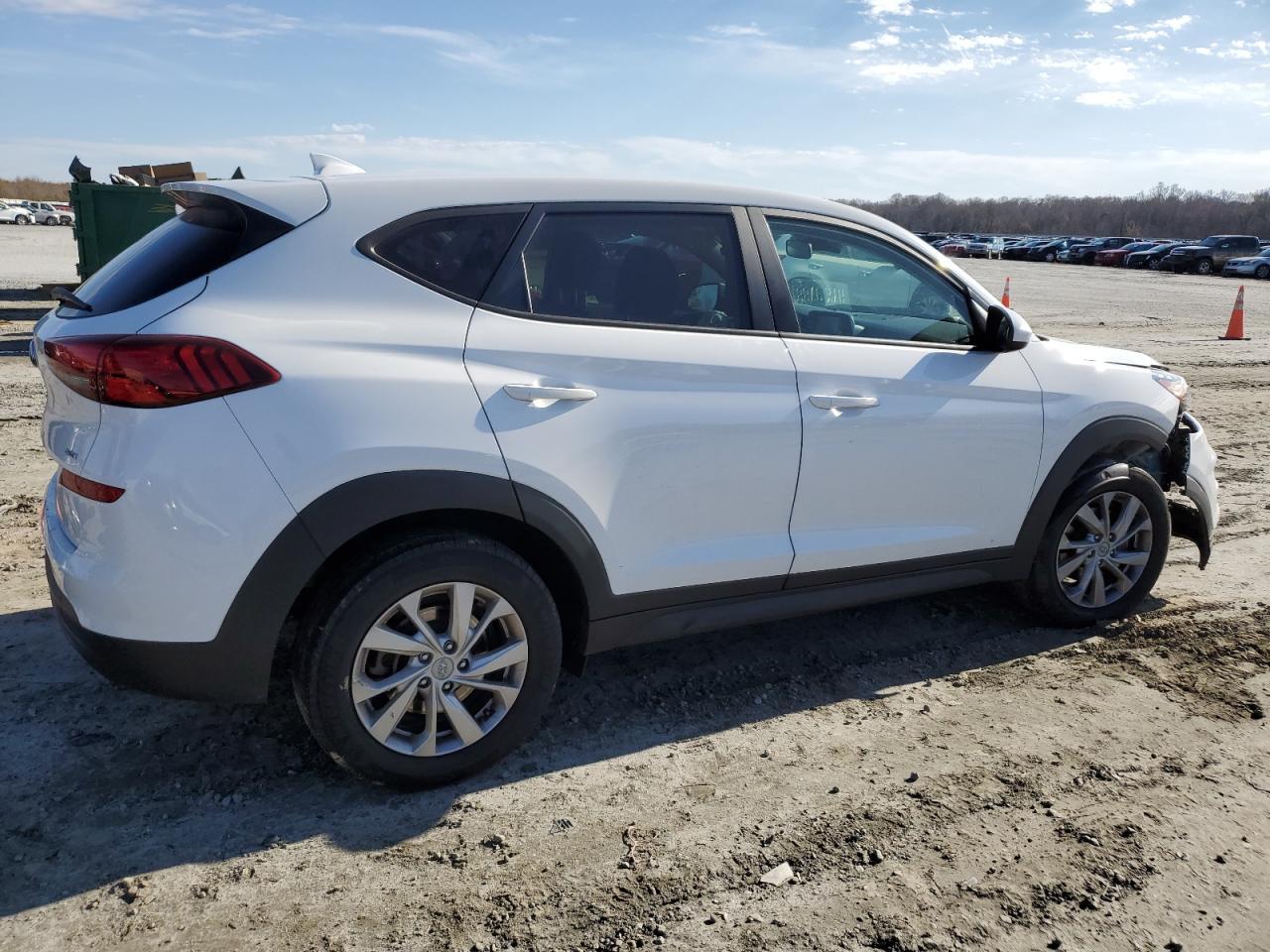2019 HYUNDAI TUCSON SE - Фото 3
