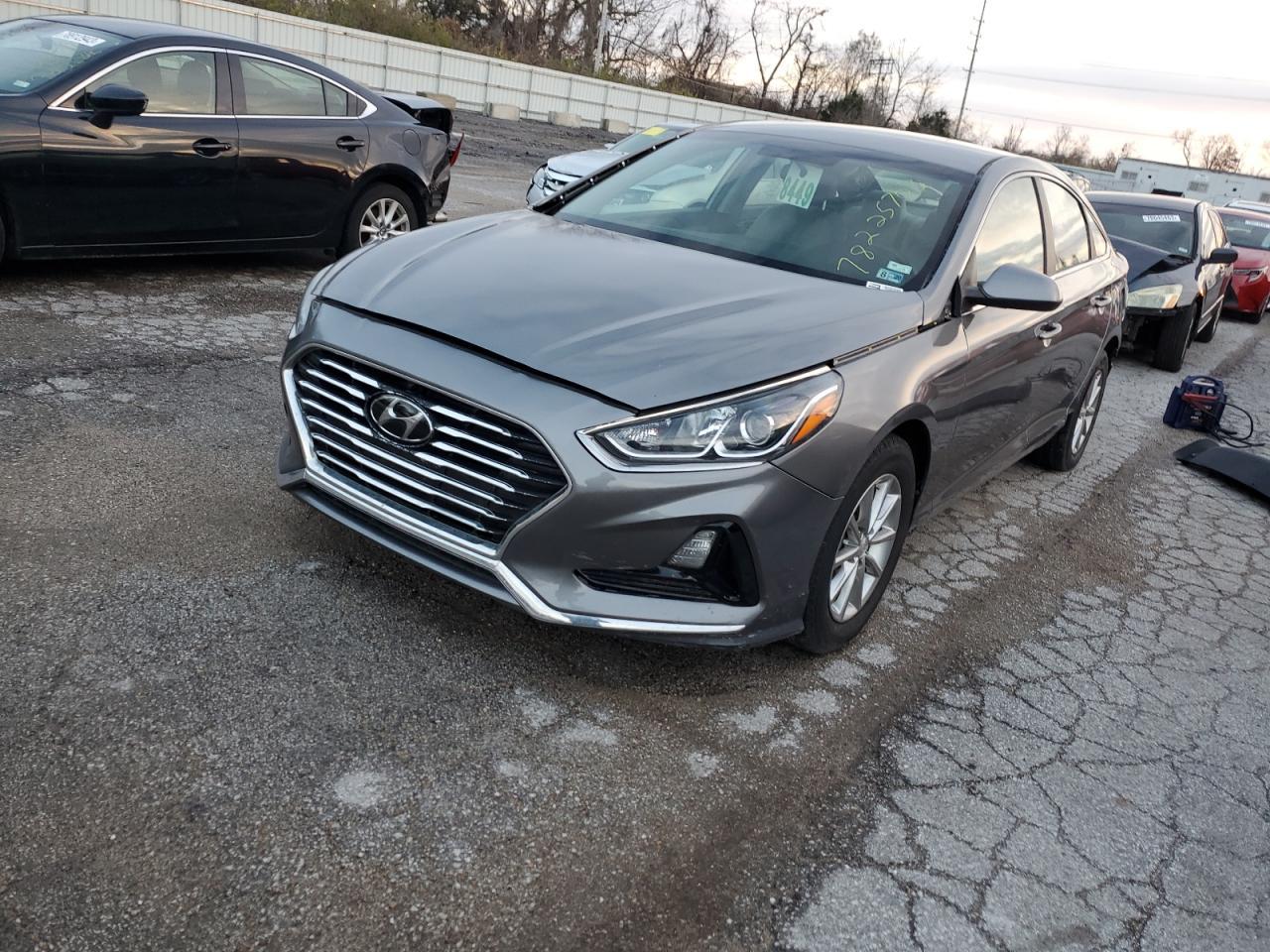 2018 HYUNDAI SONATA SE car image