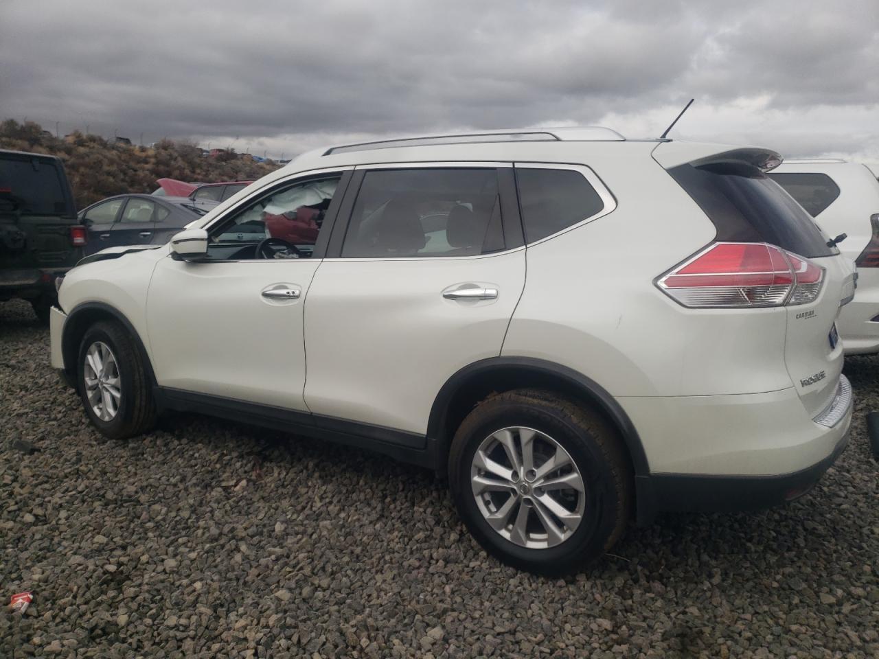 2016 NISSAN ROGUE S - Фото 2