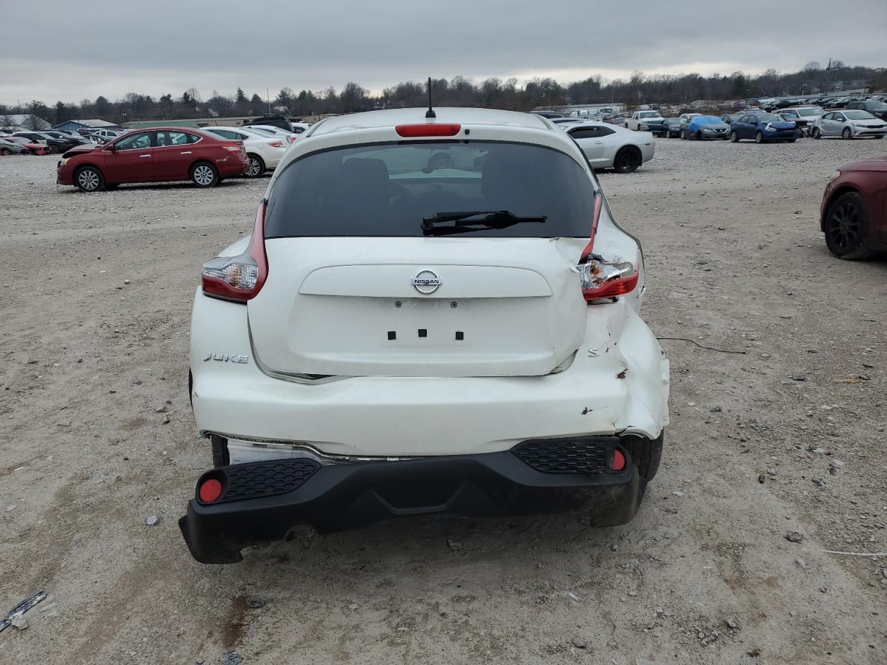 2016 NISSAN JUKE S - Фото 6