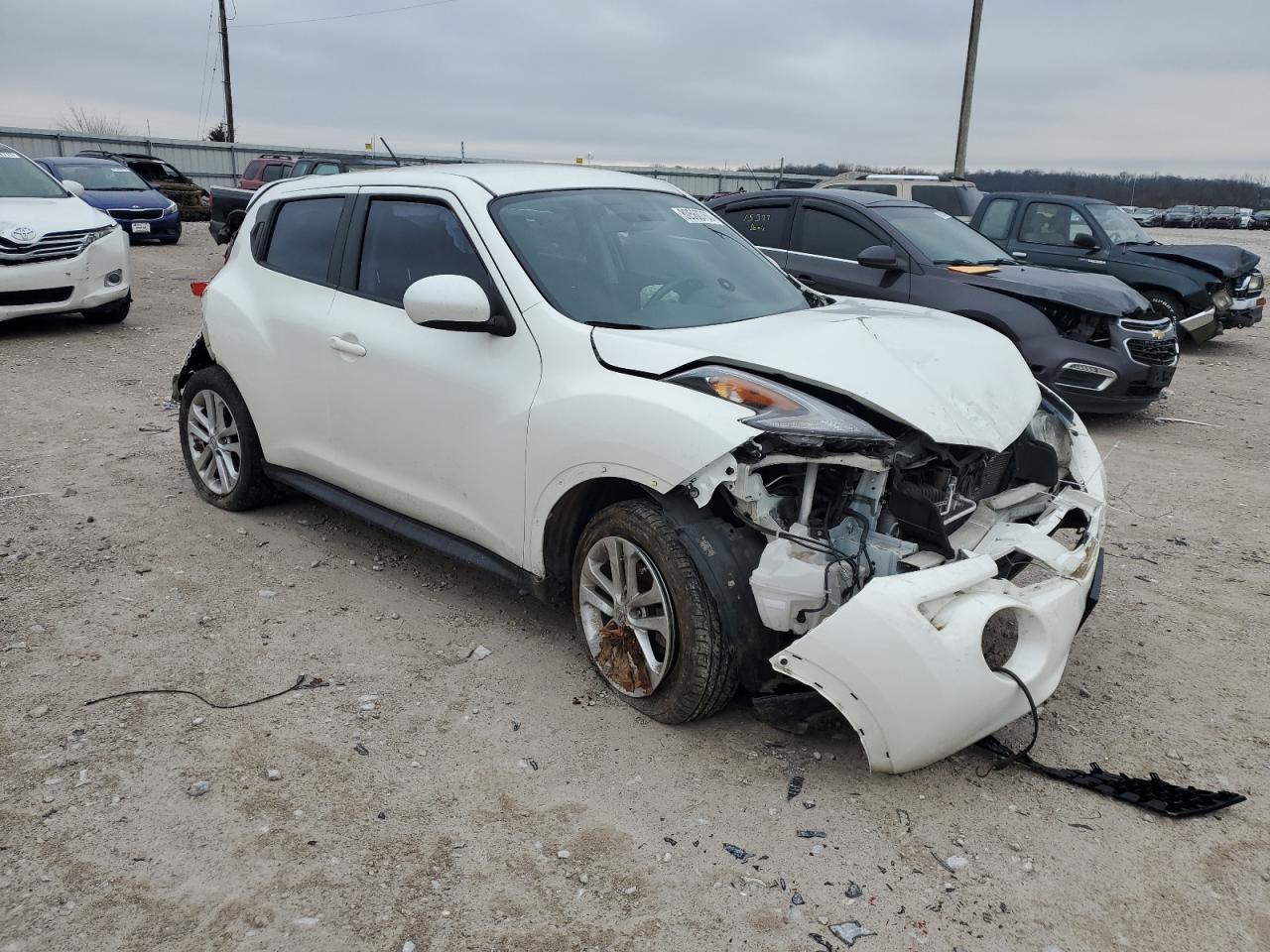 2016 NISSAN JUKE S - Фото 4