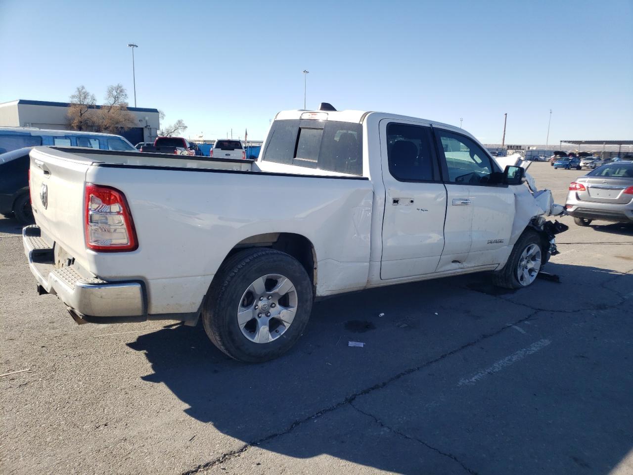 2019 RAM 1500 BIG H - Фото 3