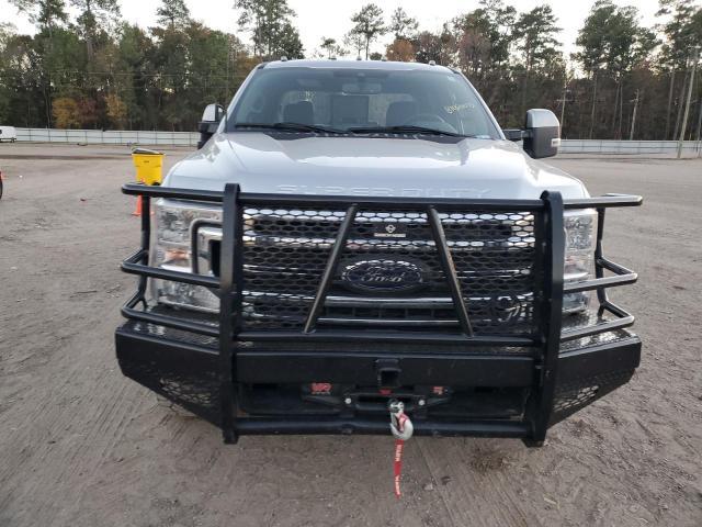2022 Ford F250 Super Duty - Image 5